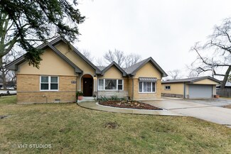 6845 W 107th St, Worth, IL 60482