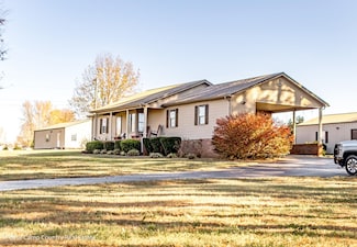 5090 Greenville Rd, Hopkinsville, KY 42240