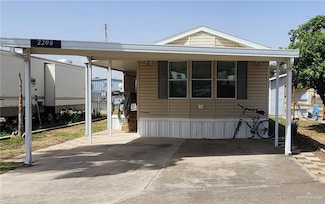 2208 Bobolink Cir W Unit 182, Palmview, TX 78572