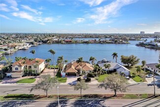 422 Cape Coral Pkwy W, Cape Coral, FL 33914