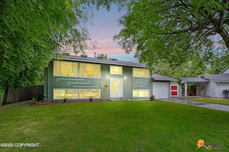 3868 Shannon Cir, Anchorage, AK 99508