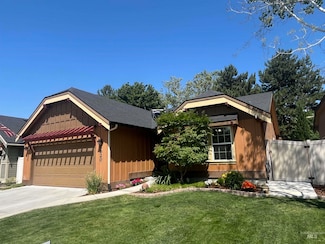 5620 N Armstrong Ave, Boise, ID 83704
