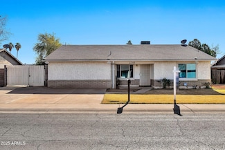 2745 W Michelle Dr, Phoenix, AZ 85053