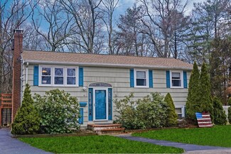 14 Ballum Rd, Avon, MA 02322