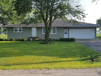 512 W 1st St, Minonk, IL 61760