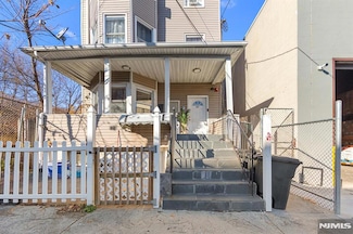 84 Washington Place Unit 1, Passaic, NJ 07055