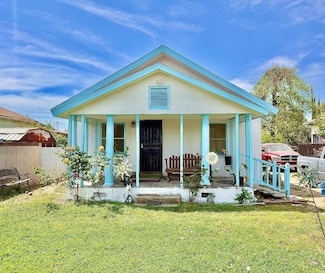 5465 S Wildwood Ave, Del Rey, CA 93616