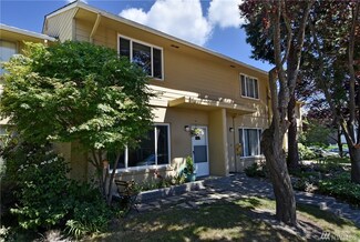 4877 Terrace Dr NE, Seattle, WA 98105