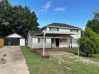 517 N West St, Cordell, OK 73632