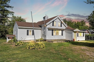 5577 Station St, Verona, NY 13478