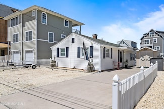 225 Rosewood Dr, Bayville, NJ 08721