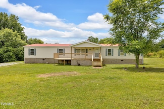 1041 Red Hill Rd, Newport, TN 37821