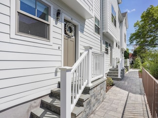 1 Howard Ave Unit 1, Norwalk, CT 06855