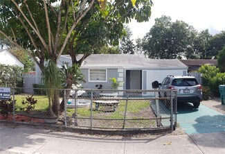 2422 NW 87th St, Miami, FL 33147