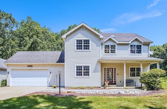 8309 Robins Ln, Battle Creek, MI 49014