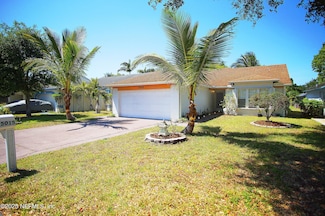 5015 Foxhall Dr N, West Palm Beach, FL 33417