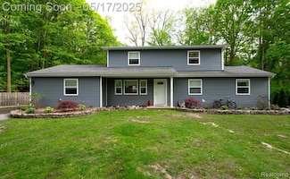 11368 Pacton Dr, Shelby Township, MI 48317