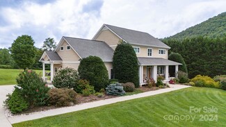 56 Bradford Farm Rd, Mills River, NC 28759