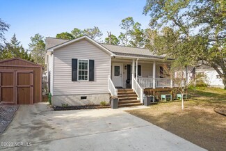 549 Edgewood Rd, Southport, NC 28461