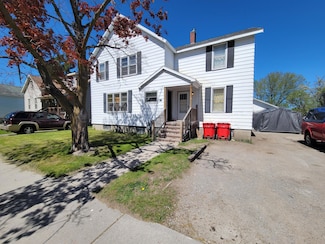 615 W Lake St, Alpena, MI 49707