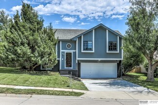 8217 S 152nd St, Omaha, NE 68138