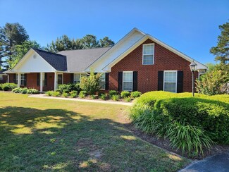 3060 Tara Dr, Sumter, SC 29150