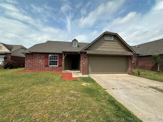 206 Dp Newman Cir, Kiefer, OK 74041