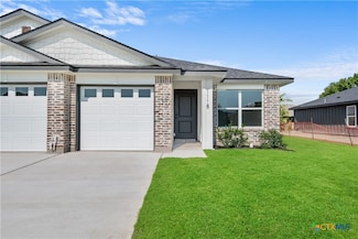 1118 S College Ave, Troy, TX 76579