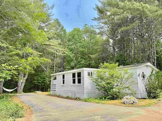 19 Fir Tree Ln, Center Tuftonboro, NH 03816
