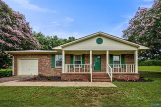 21319 Nelson Ln, Athens, AL 35614
