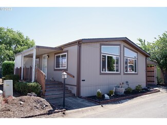 1800 Lakewood Ct Unit 161, Eugene, OR 97402