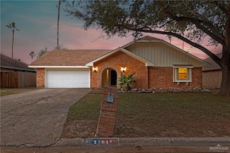 2104 Nightingale Ave, McAllen, TX 78504
