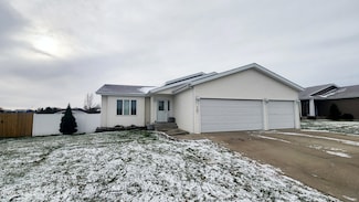 4907 Hitchcock Dr, Bismarck, ND 58503