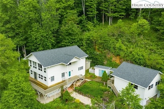 2530 Bear Wallow Rd, Lansing, NC 28643