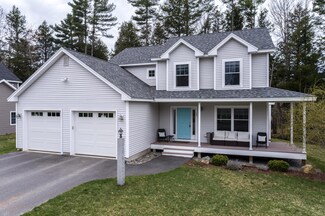 70 Forest Glen Ln, Topsham, ME 04086