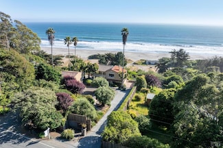 3275 Shoreline Hwy, Stinson Beach, CA 94970