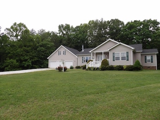 1682 the Hollow Rd, Ararat, VA 24053