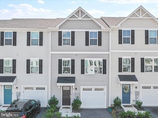 63 Ogunquit Dr, Martinsburg, WV 25403