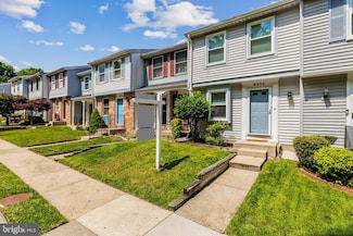 8402 Red Eagle Ct, Lorton, VA 22079