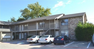 2526 W Prairie St Unit 208, Denton, TX 76201