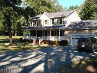 4147 Ambrosia Ln, Marshall, VA 20115