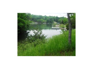 226 Linn Valley Blvd, Linn Valley, KS 66040