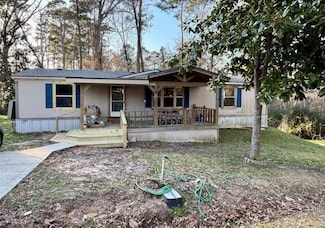 111 Lakeside Woods Dr, Pointblank, TX 77364