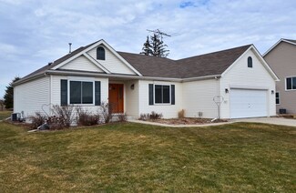 906 Sunnyview Ln, Marshall, WI 53559