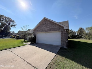 111 Kelly Cove, Canton, MS 39046