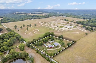 107 Lemming Rd, Sparta, MO 65753