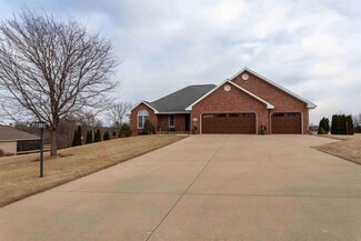 16950 Daisy Trail, Dubuque, IA 52001