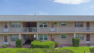 1100 E Caroline St Unit 204, Tavares, FL 32778