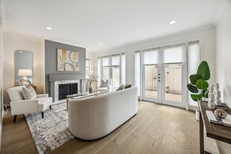 1228 Fountain View Dr Unit 180, Houston, TX 77057