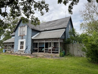 526 W Clark St, Rensselaer, IN 47978